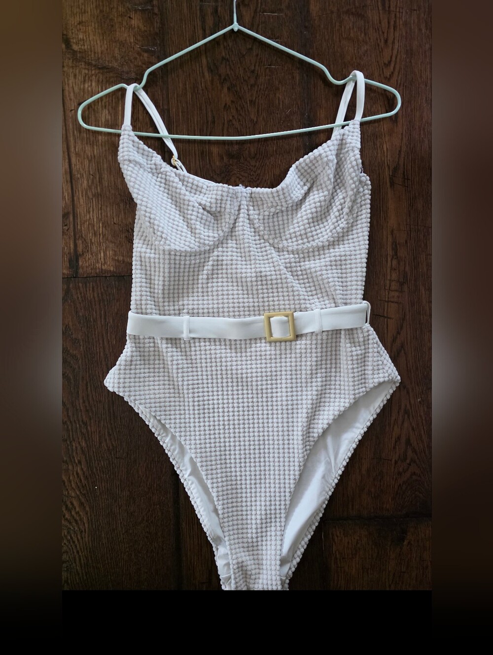 WEWOREWHAT Danielle Waffle-Texture Belted One-Piece Ivory Swimsuit Small